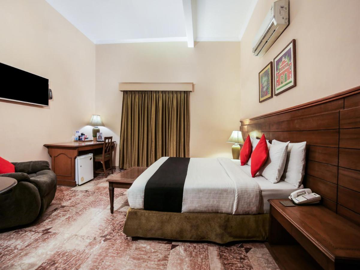 Capital O 10953 Dayal Lodge - A Boutique Hotel 阿格拉 外观 照片