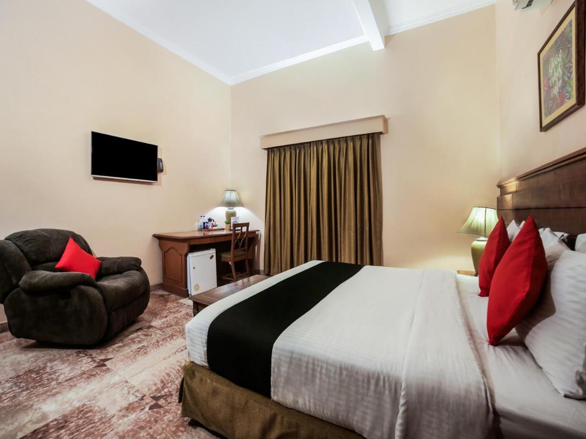 Capital O 10953 Dayal Lodge - A Boutique Hotel 阿格拉 外观 照片